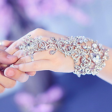 prom bracelet jewelry elegant ring bridal rhinestone crystal wristband hand chain accessories finger dhgate diamond rhinestones diamonds dress bracelets shown
